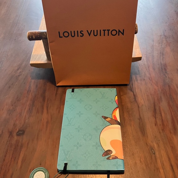 Louis Vuitton MURAKAMI Blue and Multicolor Character Notebook NEW WITH BOX! - Picture 5 of 11
